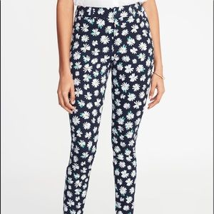 Old Navy Daisy Denim Pants